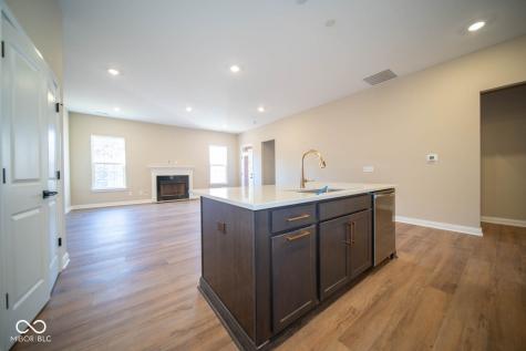 7942 Beaumont Green Place Indianapolis IN 46250