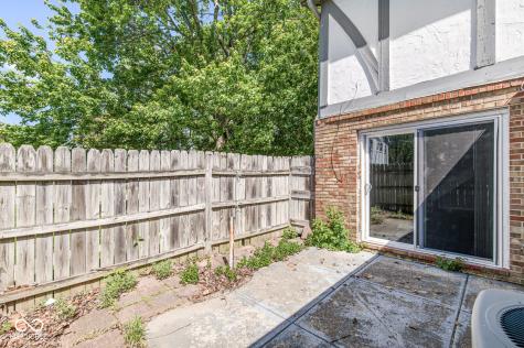 9848 Haven Court Indianapolis IN 46235