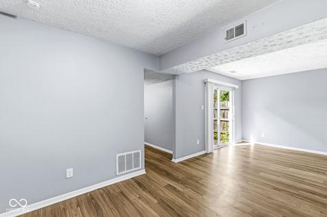 9848 Haven Court Indianapolis IN 46235