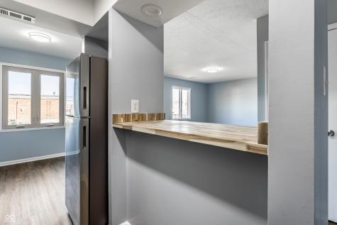 1176 Canterbury Court Indianapolis IN 46260