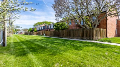 1176 Canterbury Court Indianapolis IN 46260