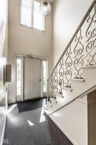 1176 Canterbury Court Indianapolis IN 46260