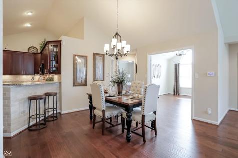5718 Lifestyle Drive Indianapolis IN 46237