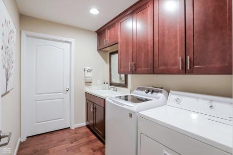 5718 Lifestyle Drive Indianapolis IN 46237