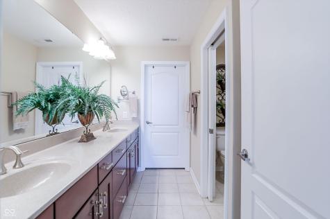 5718 Lifestyle Drive Indianapolis IN 46237