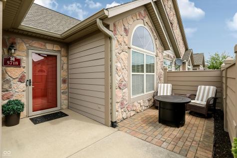 5718 Lifestyle Drive Indianapolis IN 46237