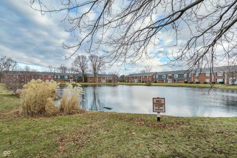 851 Indigo Way Indianapolis IN 46260