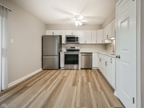 851 Indigo Way Indianapolis IN 46260