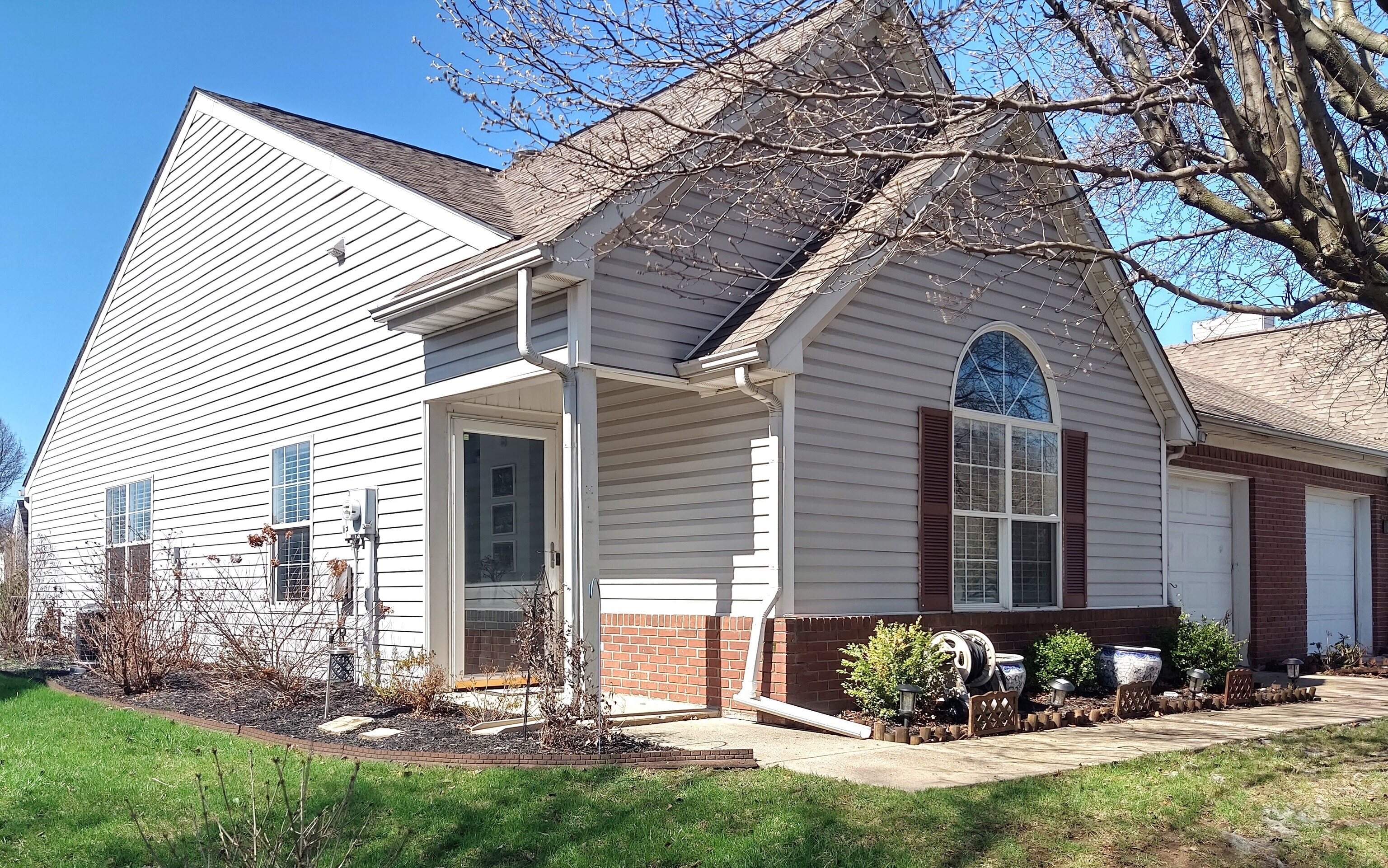 5348 Spring Creek Circle Indianapolis IN 46254