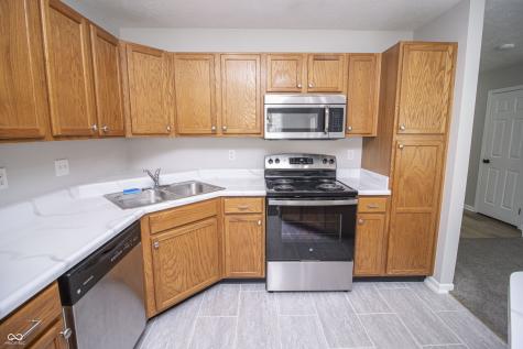 509 Elkhart Drive Westfield IN 46074