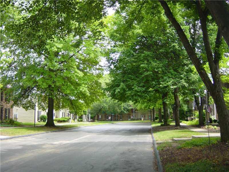 4216 Greenway Drive Indianapolis IN 46220