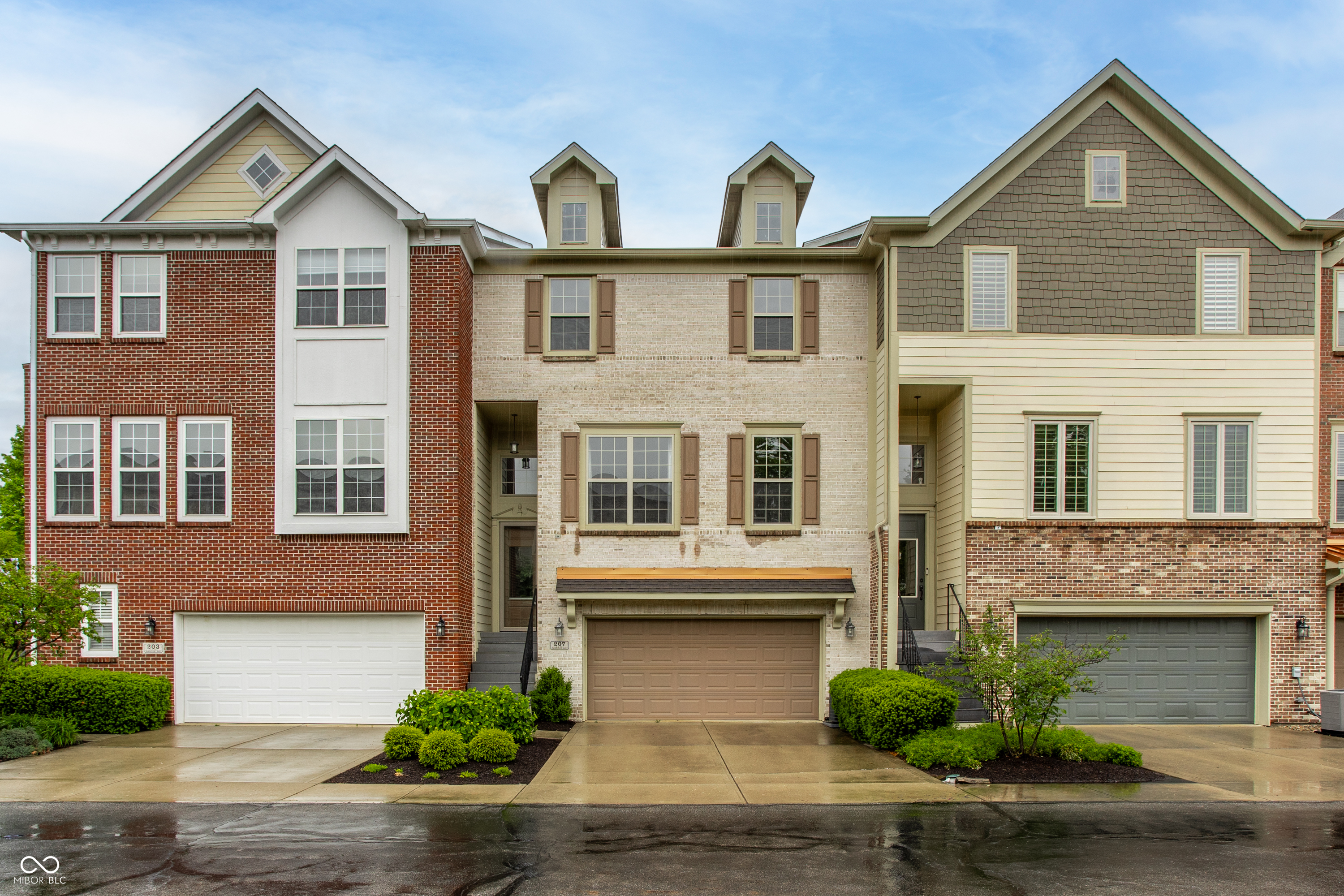 207 Wakefield Way Zionsville IN 46077