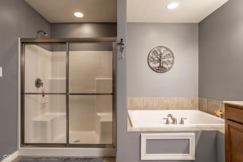 207 Wakefield Way Zionsville IN 46077