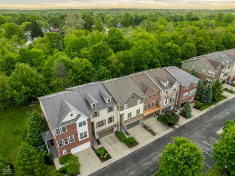 207 Wakefield Way Zionsville IN 46077