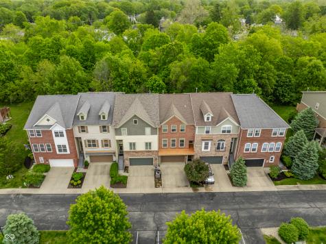 207 Wakefield Way Zionsville IN 46077