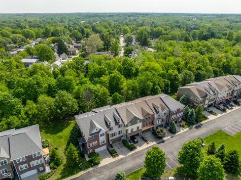 207 Wakefield Way Zionsville IN 46077