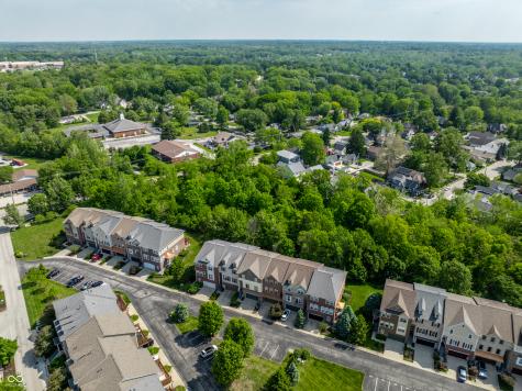 207 Wakefield Way Zionsville IN 46077