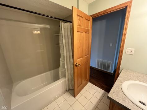 354 Hunters Lane Carmel IN 46032