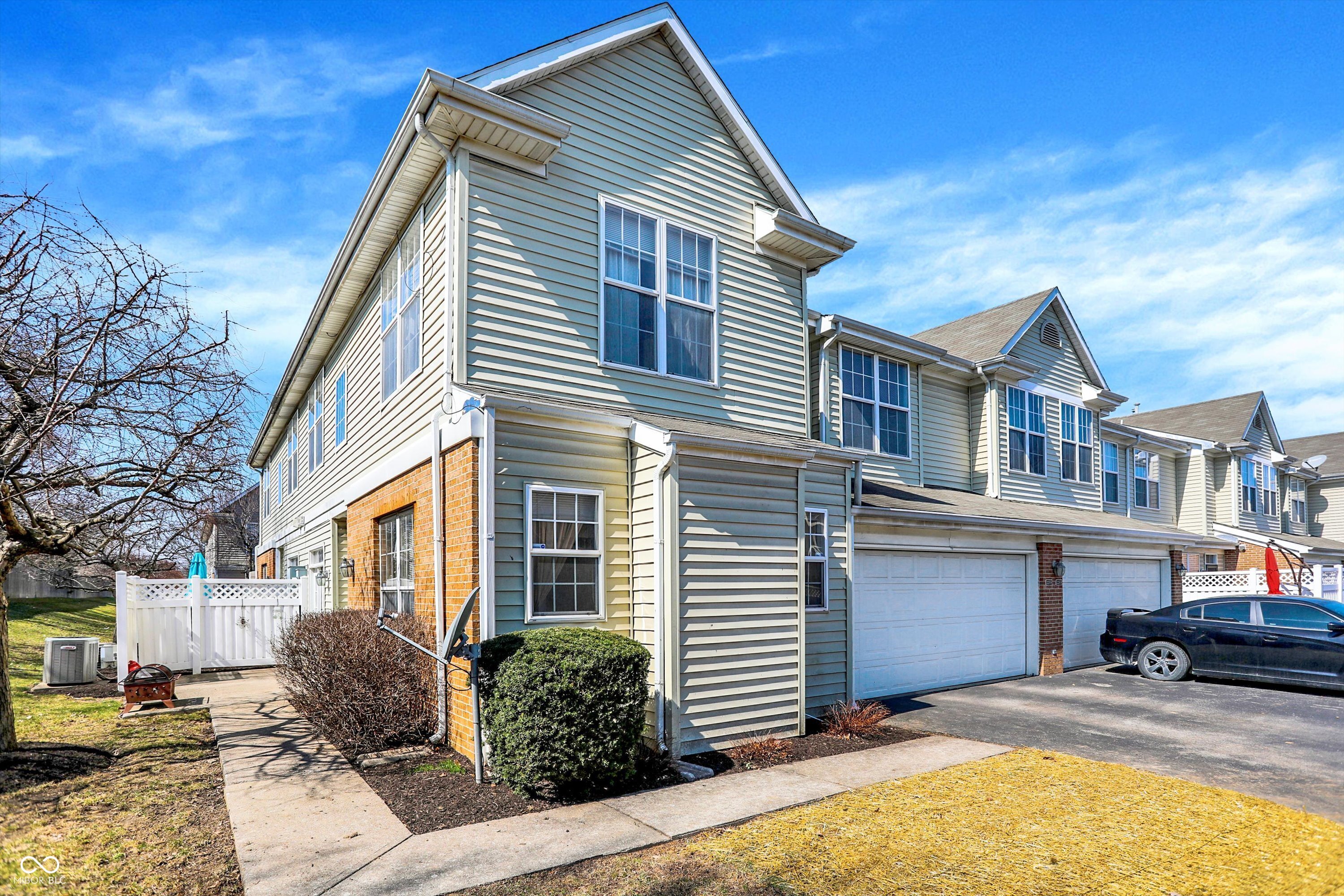 2255 Colfax Lane Indianapolis IN 46260