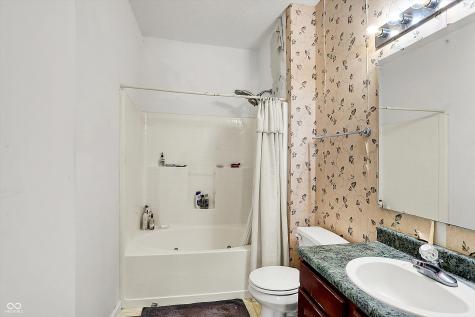 2255 Colfax Lane Indianapolis IN 46260