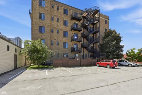 825 N Delaware Street Indianapolis IN 46204