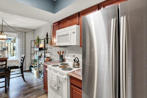 7813 Hunters Path Indianapolis IN 46214