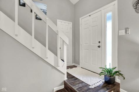 7813 Hunters Path Indianapolis IN 46214