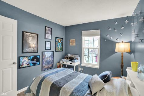7813 Hunters Path Indianapolis IN 46214