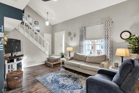 7813 Hunters Path Indianapolis IN 46214