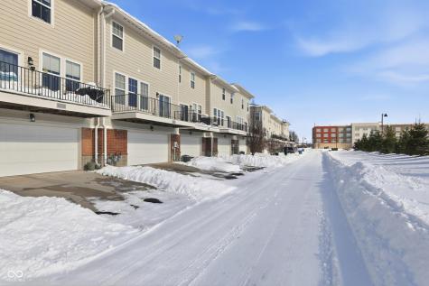 6343 Central Boulevard Whitestown IN 46075