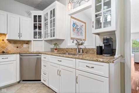 11323 Shoreview Lane Indianapolis IN 46236