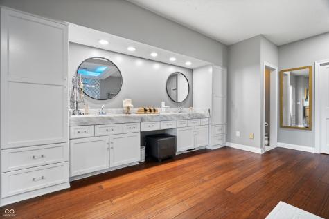 11323 Shoreview Lane Indianapolis IN 46236