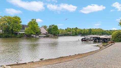 11323 Shoreview Lane Indianapolis IN 46236