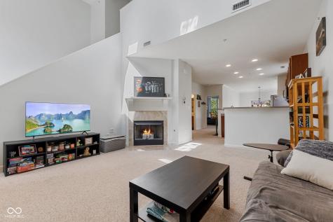 6633 Reserve Drive Indianapolis IN 46220