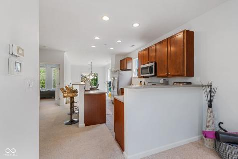 6633 Reserve Drive Indianapolis IN 46220