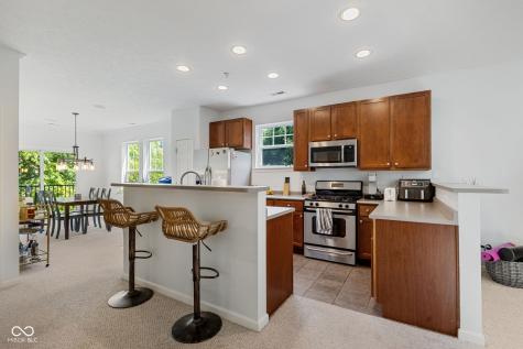 6633 Reserve Drive Indianapolis IN 46220