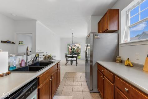 6633 Reserve Drive Indianapolis IN 46220