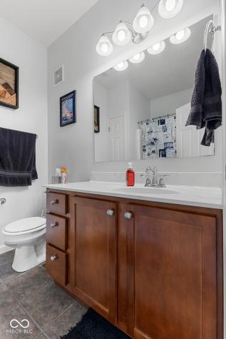 6633 Reserve Drive Indianapolis IN 46220