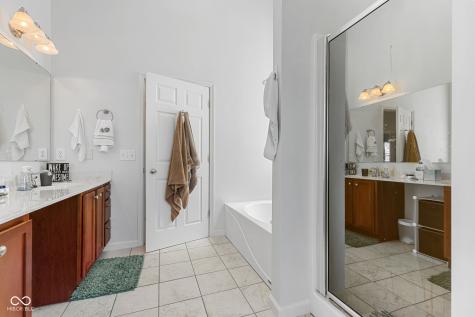 6633 Reserve Drive Indianapolis IN 46220