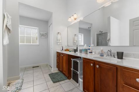 6633 Reserve Drive Indianapolis IN 46220