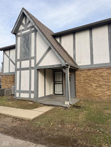9783 Kingscross Court Indianapolis IN 46235