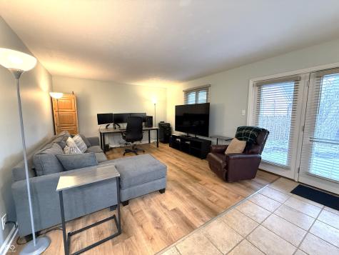 1125 Canterbury Court Indianapolis IN 46260