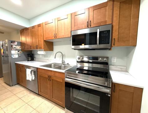 1125 Canterbury Court Indianapolis IN 46260