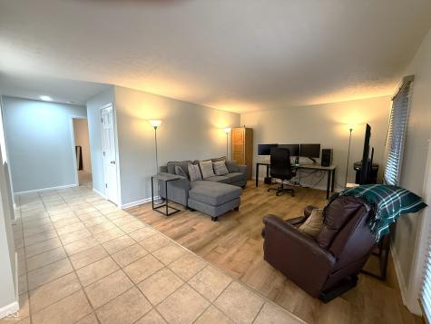 1125 Canterbury Court Indianapolis IN 46260