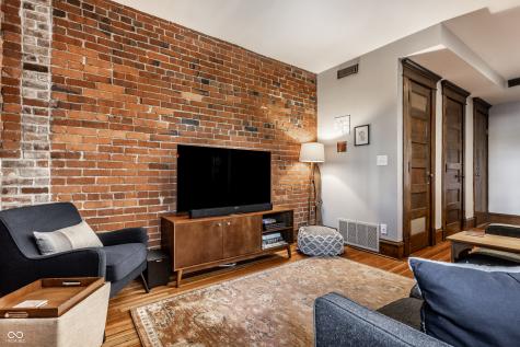 108 E Saint Clair Street Indianapolis IN 46204
