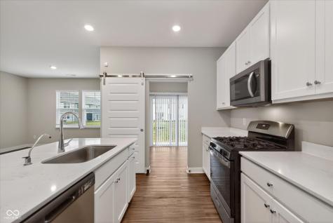 9605 Beckett Street Avon IN 46123