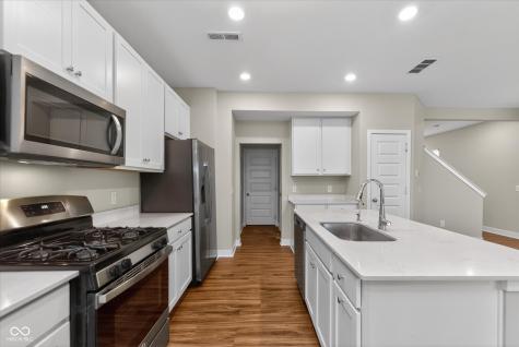 9605 Beckett Street Avon IN 46123