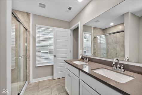 9605 Beckett Street Avon IN 46123