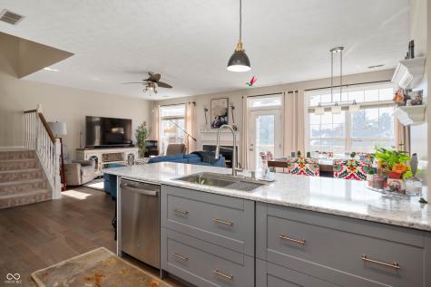 11231 Fonthill Drive Indianapolis IN 46236