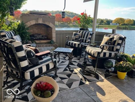 7386 Lake Lakota Place Indianapolis IN 46217